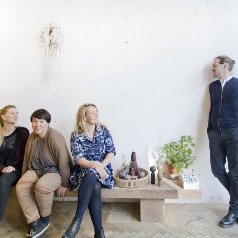 Show Room Pop Up Shop nr. 103 N61A5968 gruppe 466x467 Show Room Pop Up Shop nr. 103